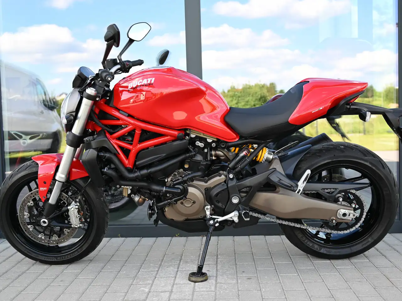 Ducati Monster 821