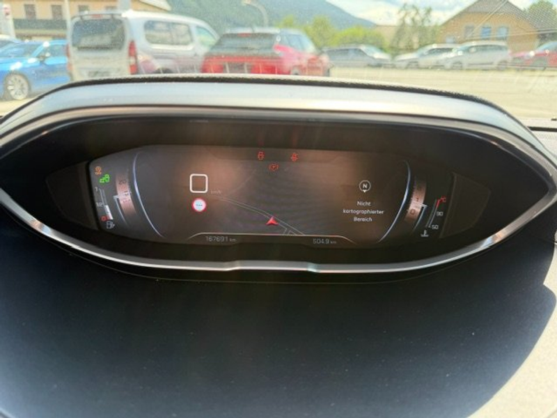 Peugeot 5008 GT Line 2,0 BlueHDI 150 S&S 6-Gang GT Line — photo 12