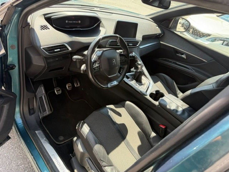 Peugeot 5008 GT Line 2,0 BlueHDI 150 S&S 6-Gang GT Line — photo 11