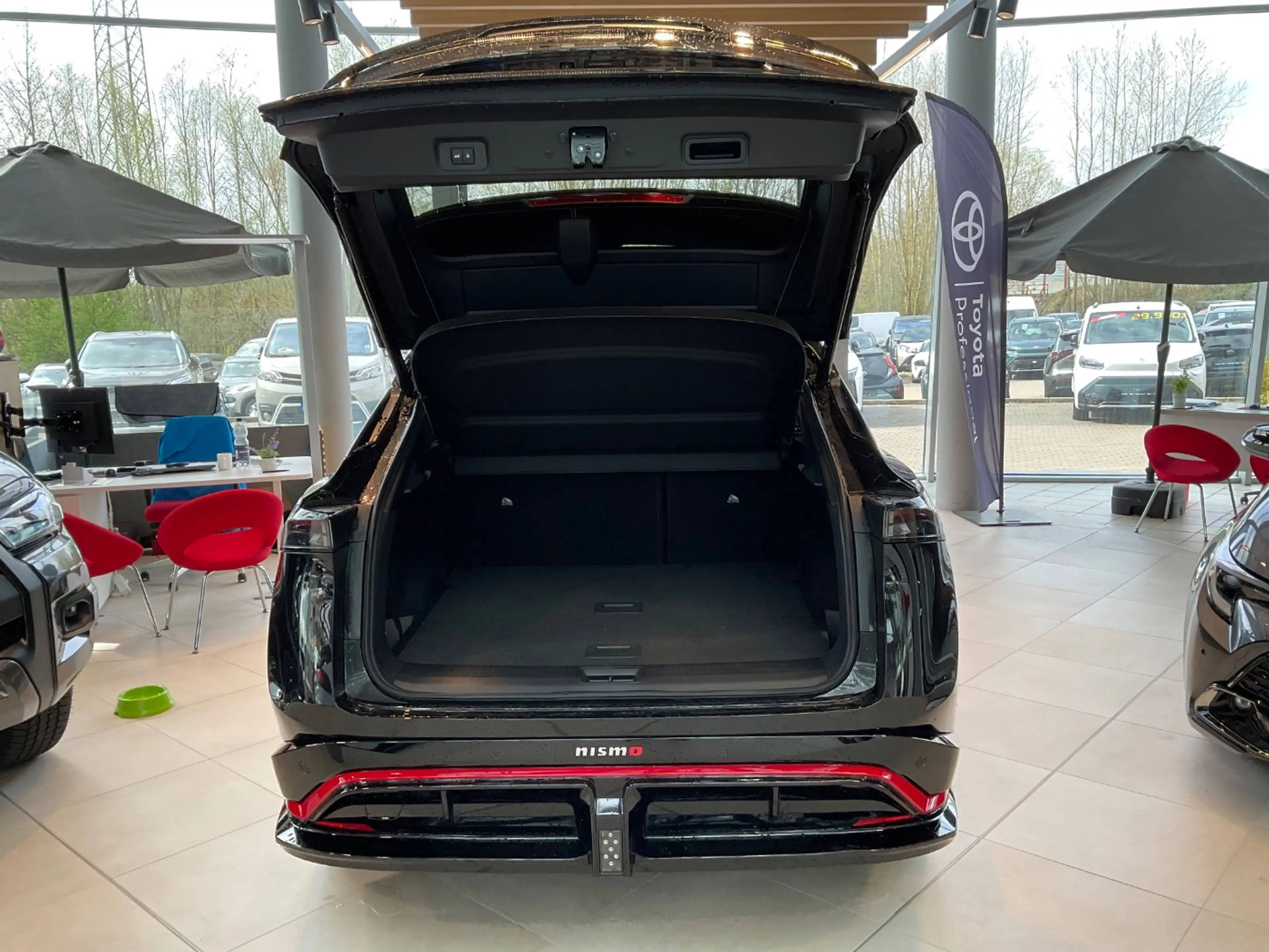 Nissan Ariya (87kWh|22kW-OBC) Nismo e-4orce ACC+LED+SHZ — photo 8