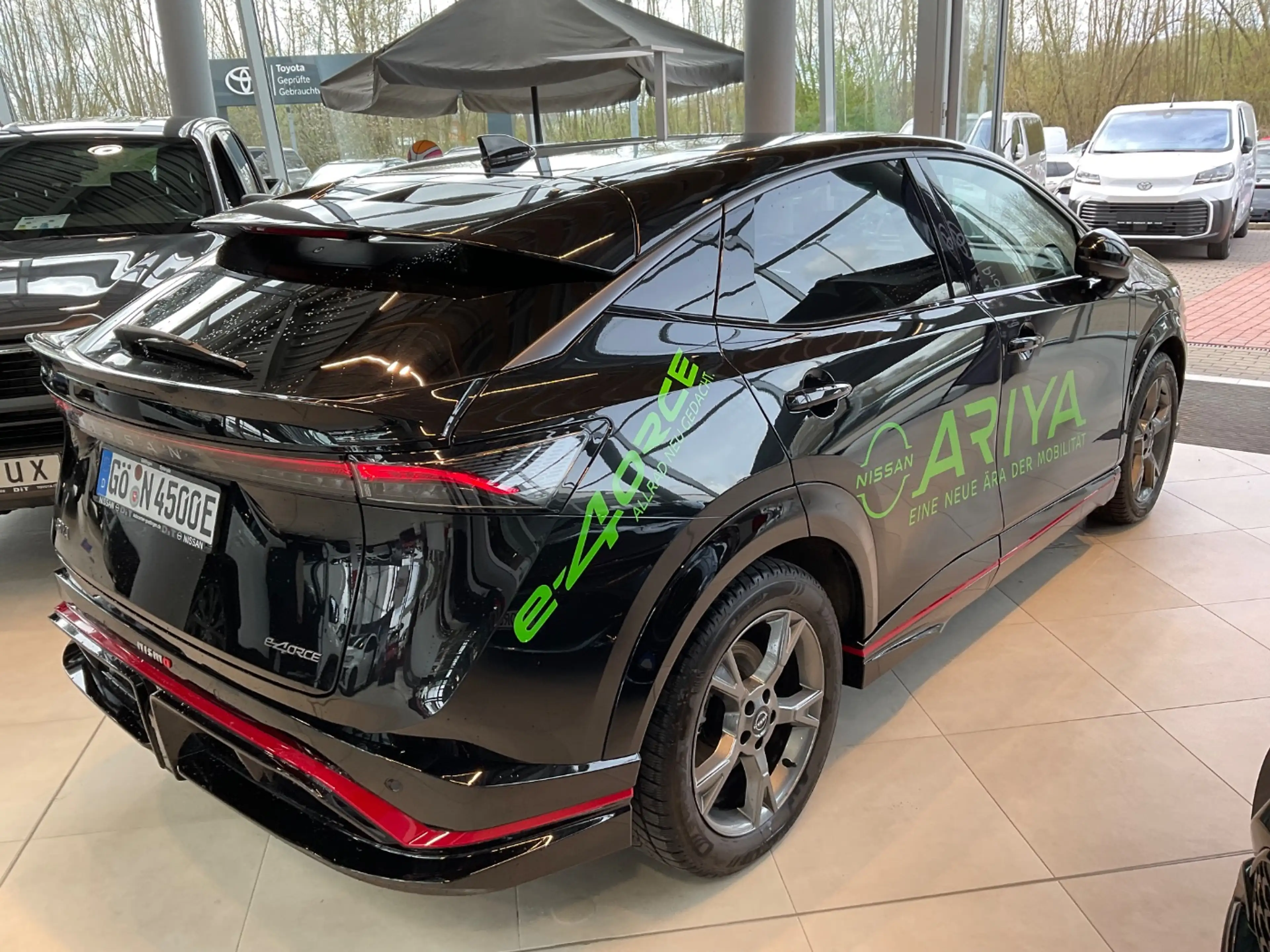 Nissan Ariya (87kWh|22kW-OBC) Nismo e-4orce ACC+LED+SHZ — photo 6