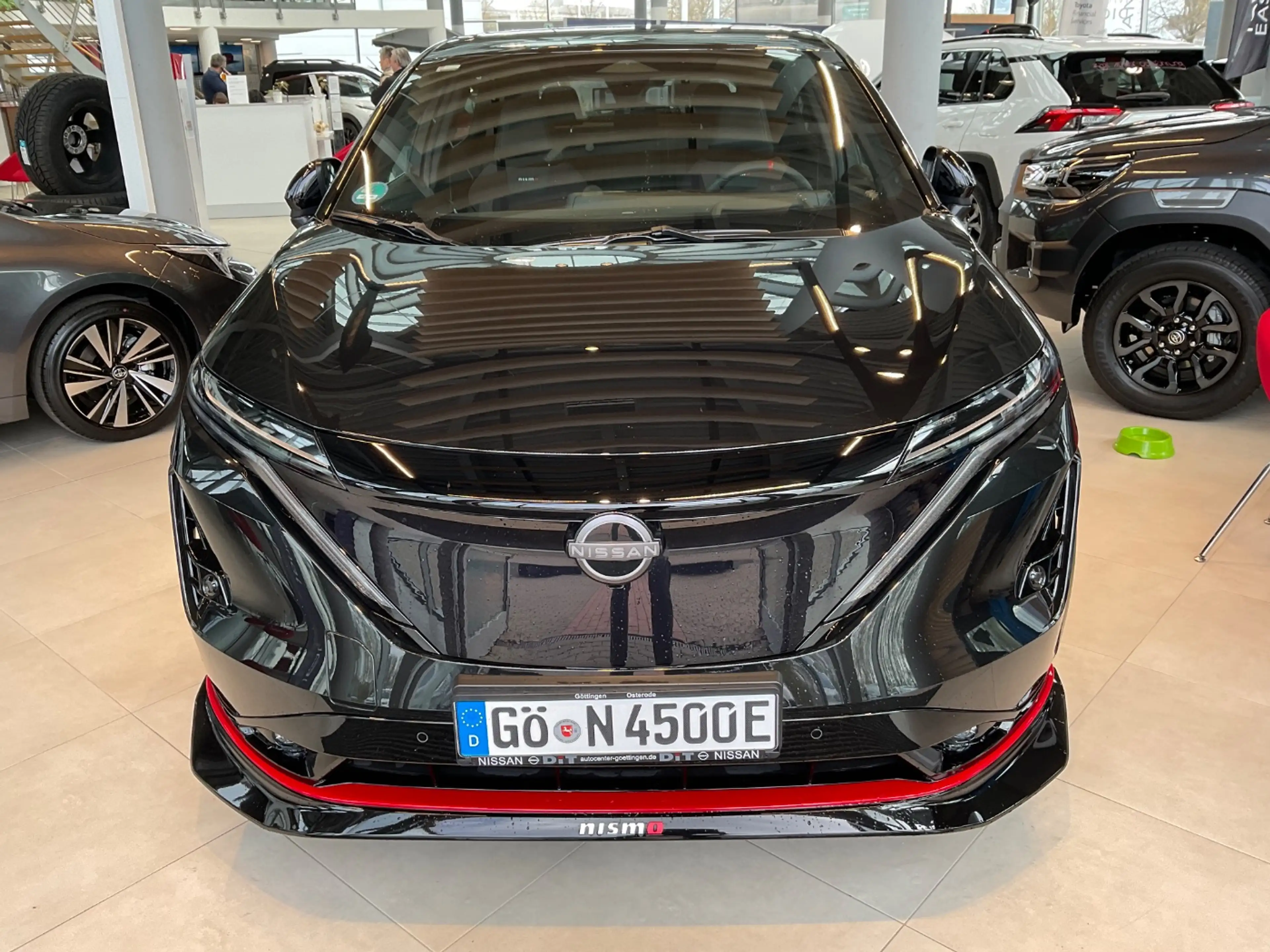 Nissan Ariya (87kWh|22kW-OBC) Nismo e-4orce ACC+LED+SHZ — photo 3