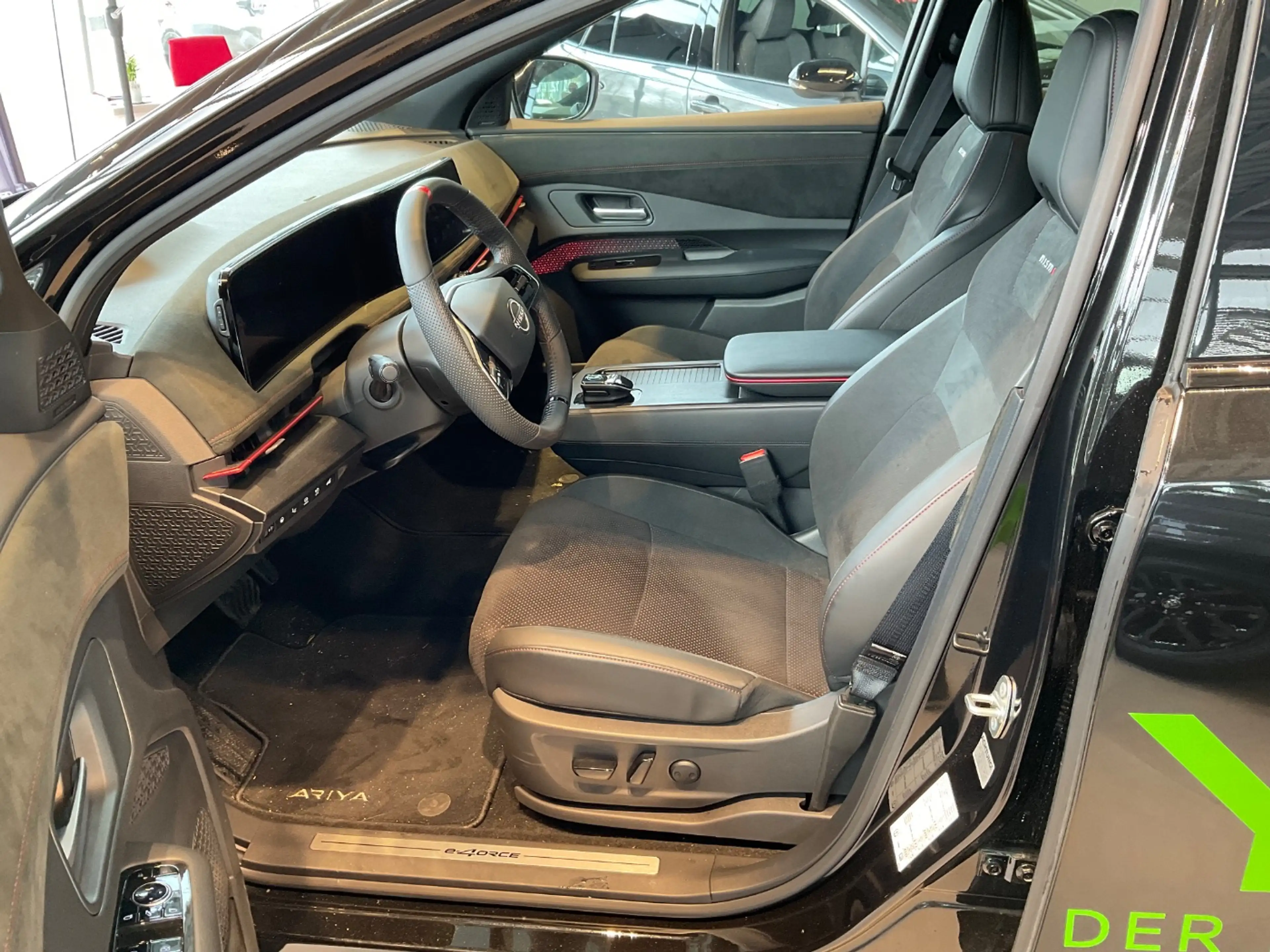 Nissan Ariya (87kWh|22kW-OBC) Nismo e-4orce ACC+LED+SHZ — photo 10