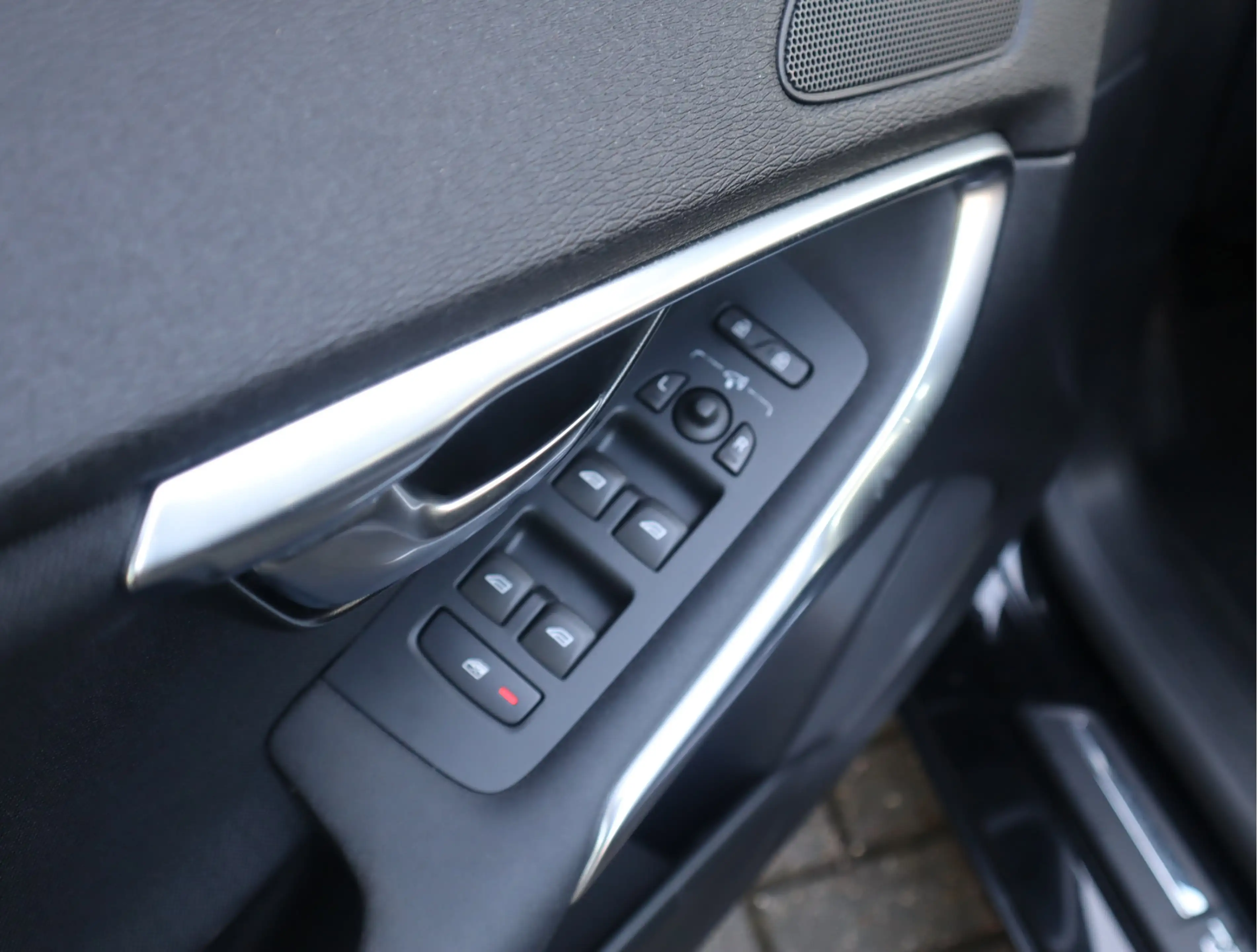 Volvo V40 2.0 T3 Momentum Navi / Stoelverw  / Standkachel / — photo 15
