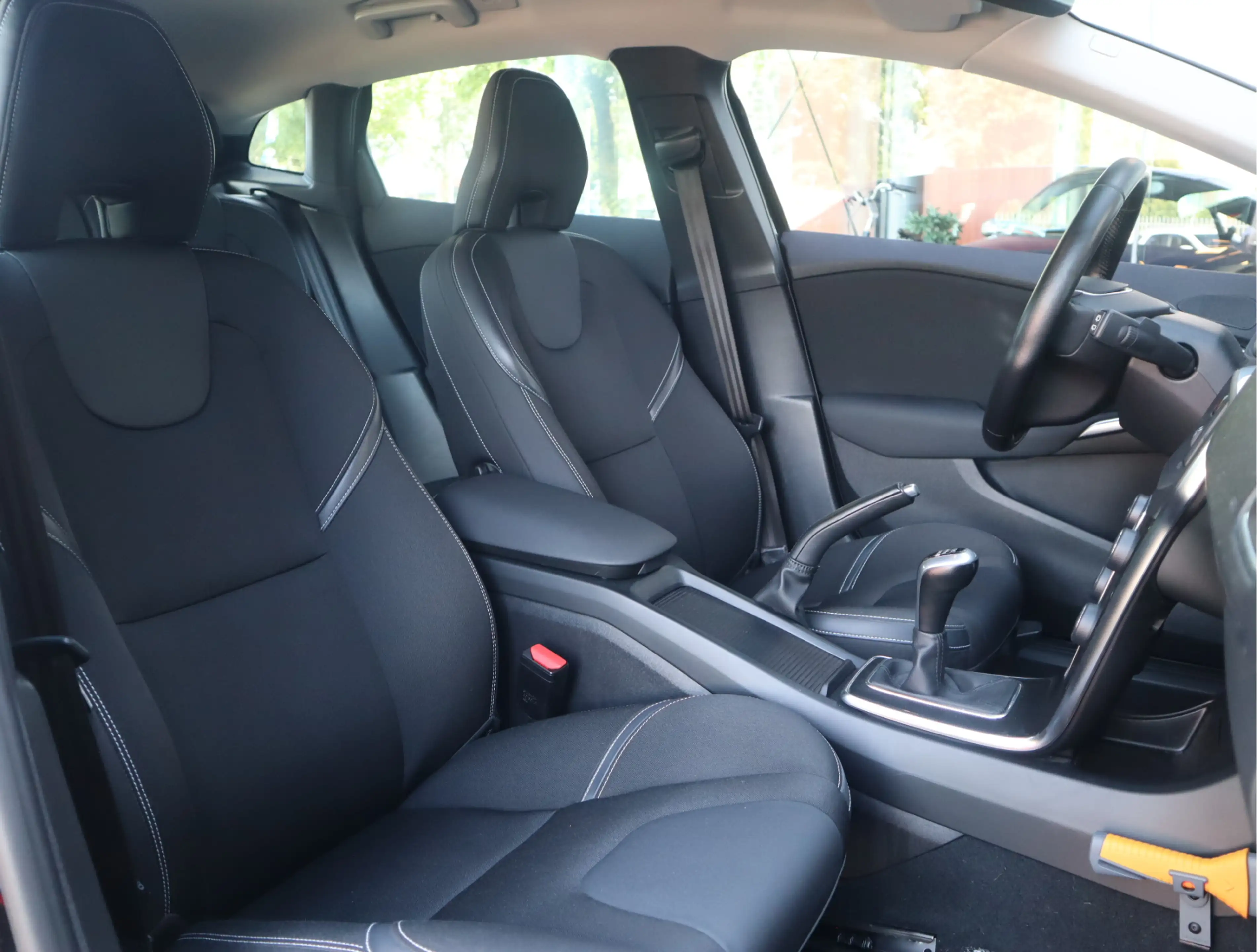 Volvo V40 2.0 T3 Momentum Navi / Stoelverw  / Standkachel / — photo 14