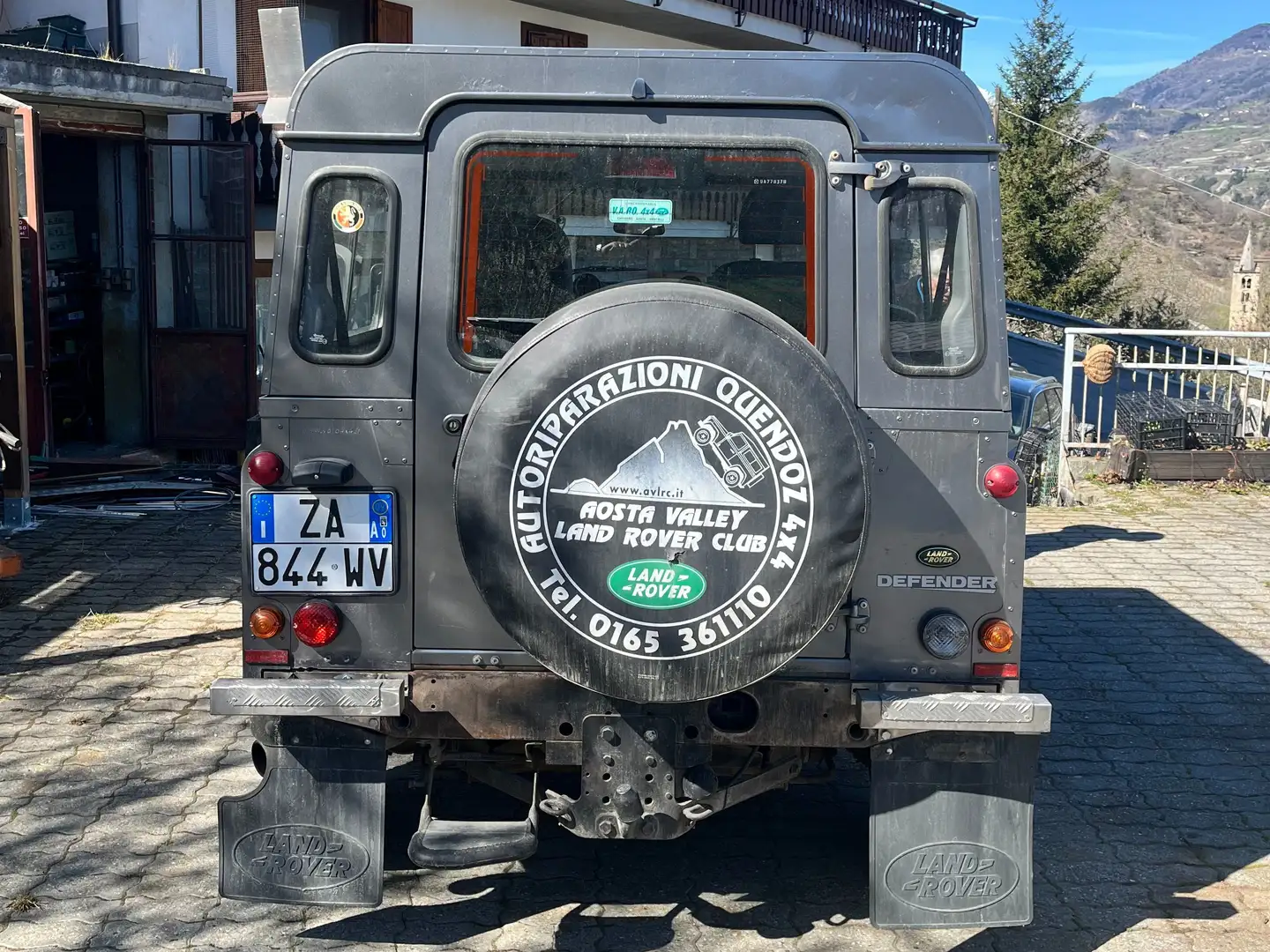 Land Rover Defender Defender  90  td4 del 2009 Szürke - 2