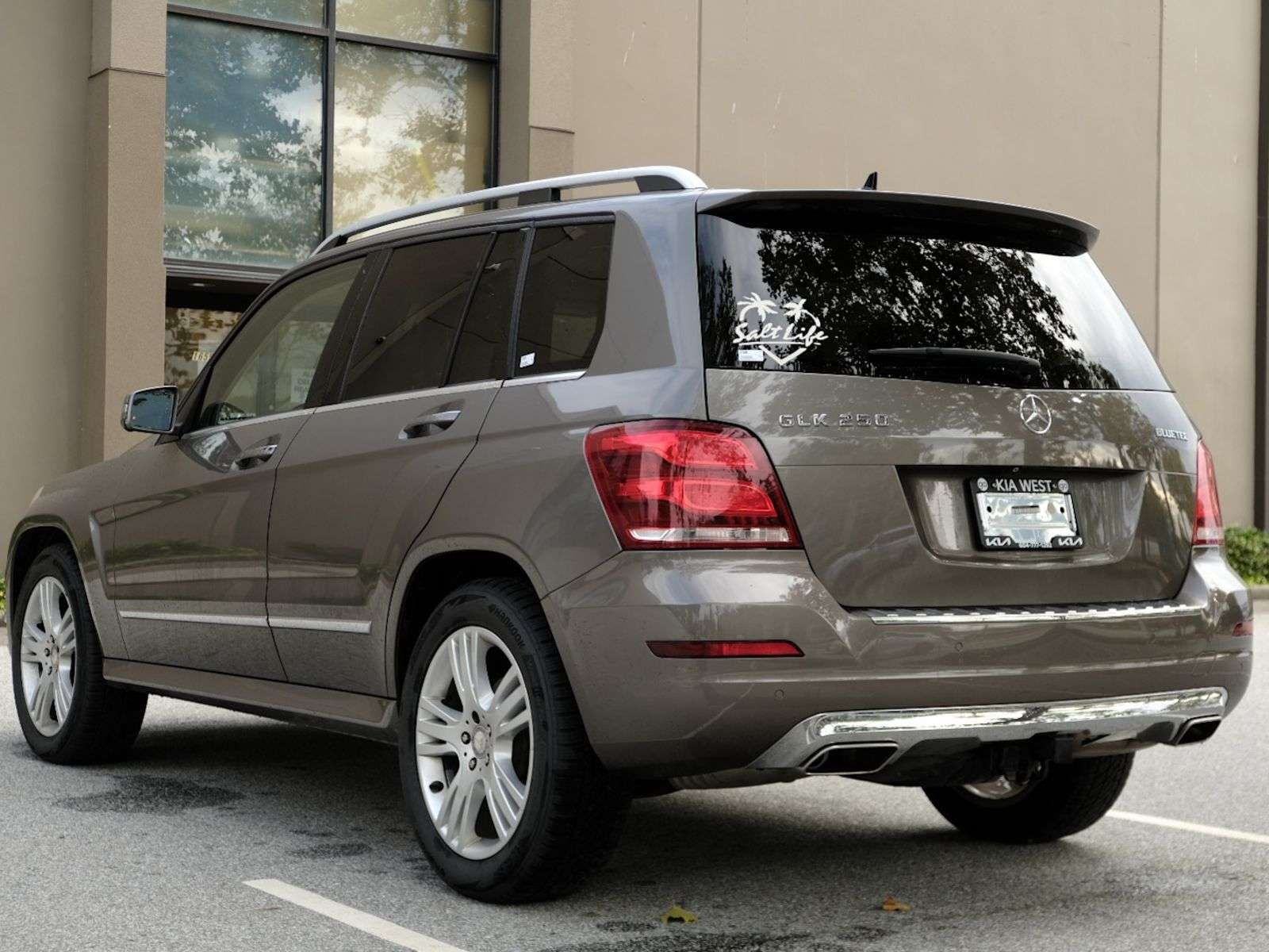 2015 Mercedes-Benz GLK-Class GLK 250 BlueTec | NAVIGATION | SUNROOF | CREAM LEA — photo 1