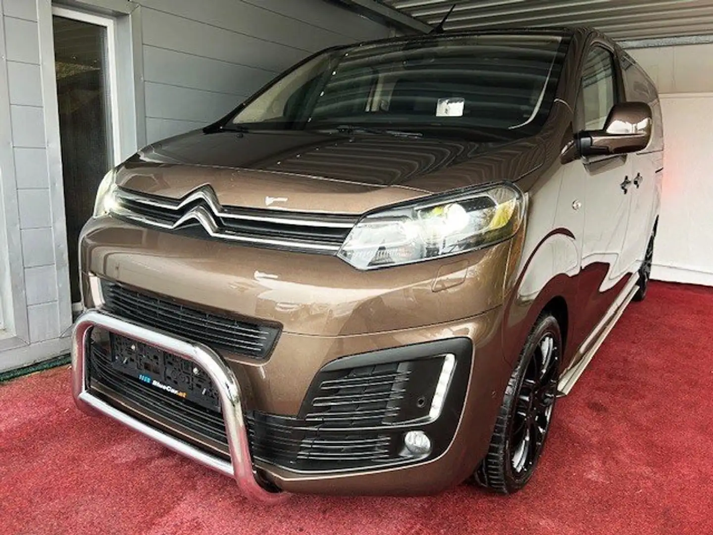 Citroen Spacetourer VIP/6 Sitzer/Standheizun/Verbau typisiert/GARANTIE Braun - 1