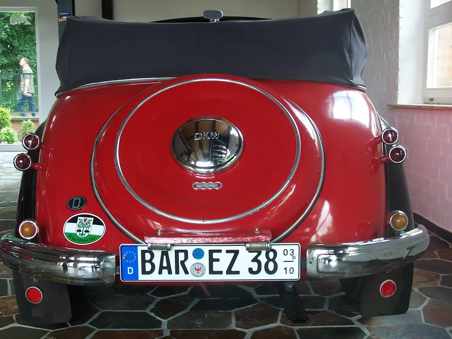Oldtimer DKW F 8  Cabriolet Rojo - 1