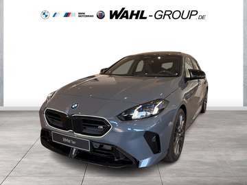 M135 xDrive M Technik Paket II Panorama Adapt LED