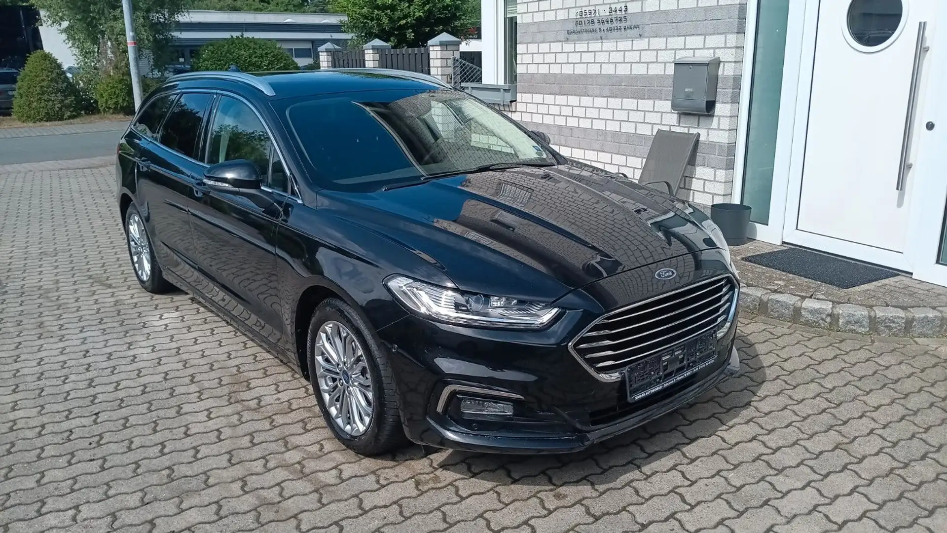 Ford Mondeo 2.0 Hybrid Modellpflege AHK schwenkbar Negro - 1