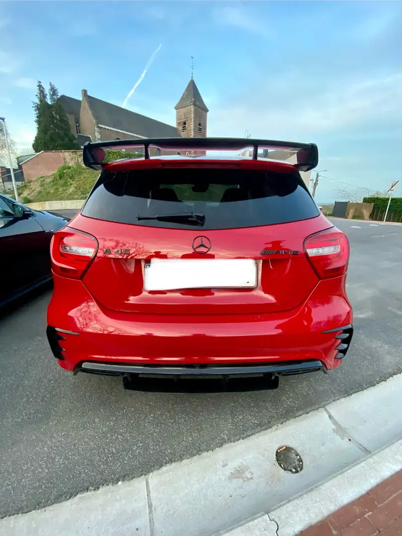 Mercedes-Benz A 45 AMG 4-Matic Rouge - 2