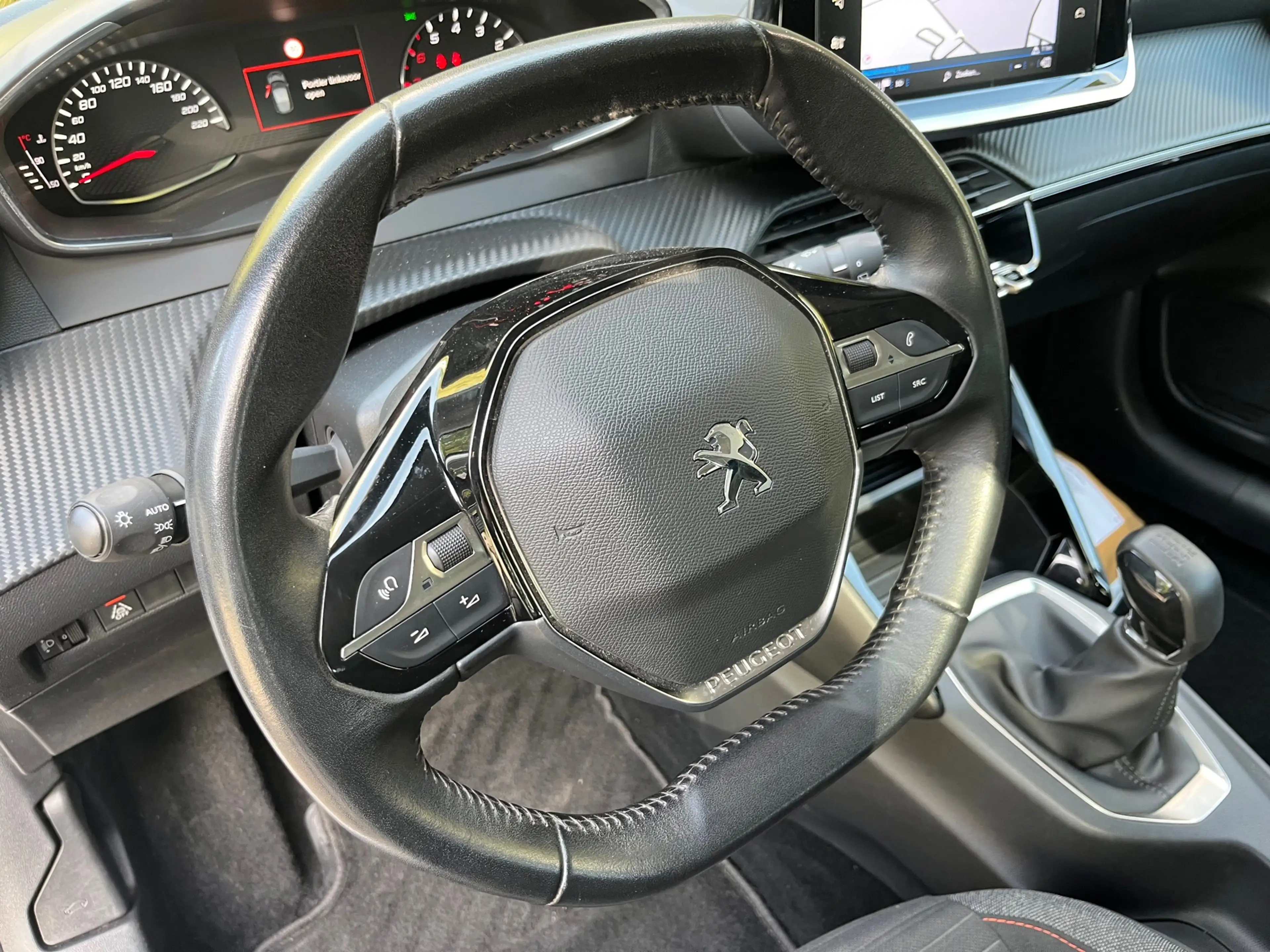 Peugeot 208 1.2 PureTech Active Pack, Carplay, PDC, Cruise, Le — photo 10