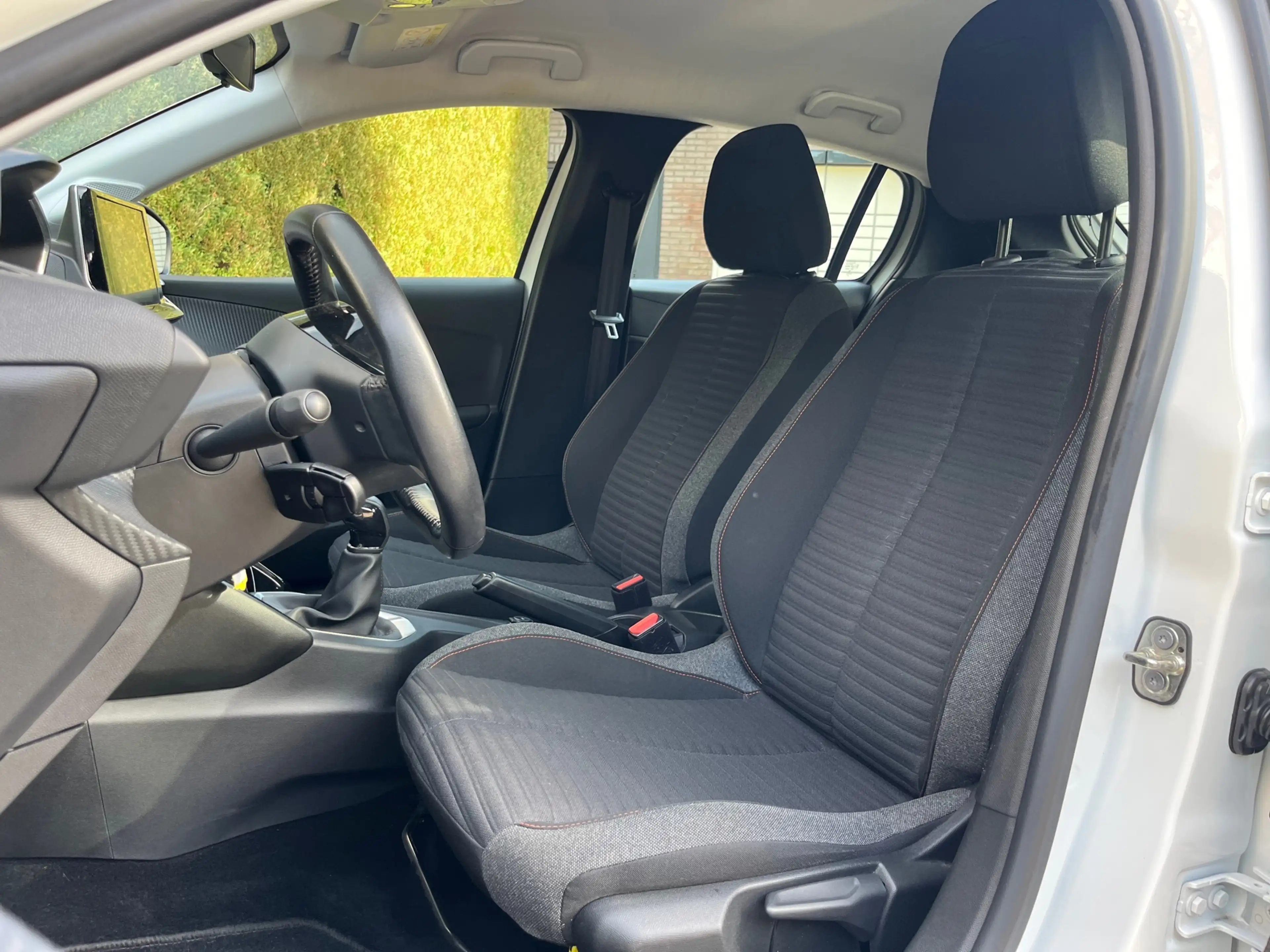 Peugeot 208 1.2 PureTech Active Pack, Carplay, PDC, Cruise, Le — photo 11