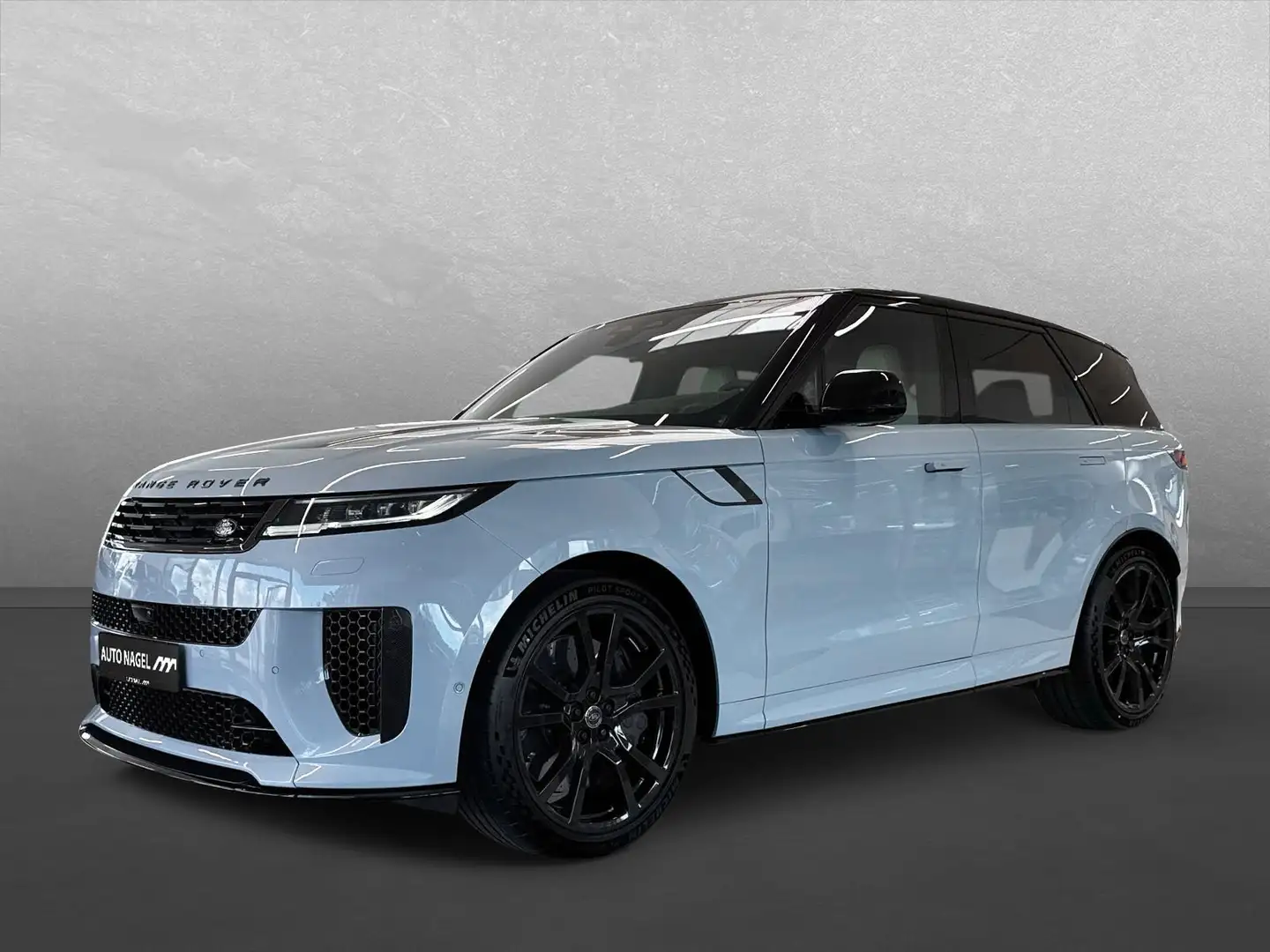 Land Rover Range Rover Sport P635 SV Celestial Collection Blau - 1
