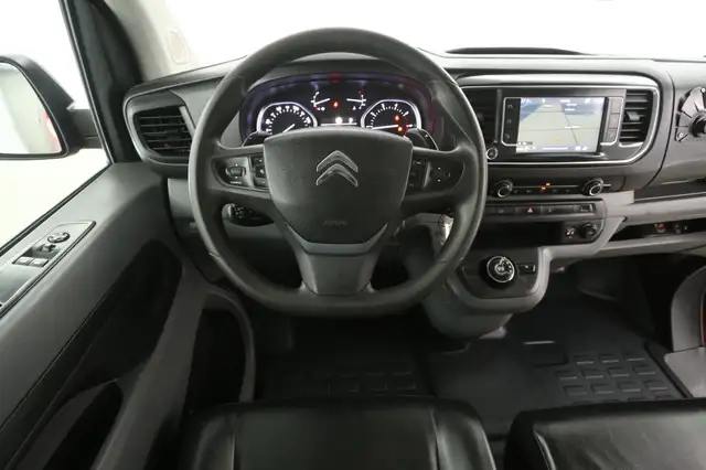 Citroen Jumpy view 2