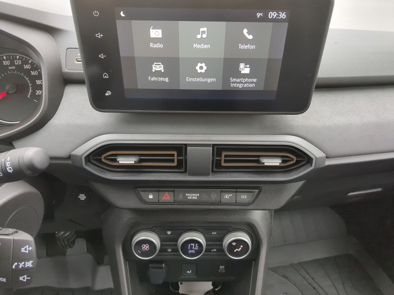 Dacia Jogger TCe 110 Extreme 5-Sitzer+RFK+Klimaauto.+PDC — photo 11