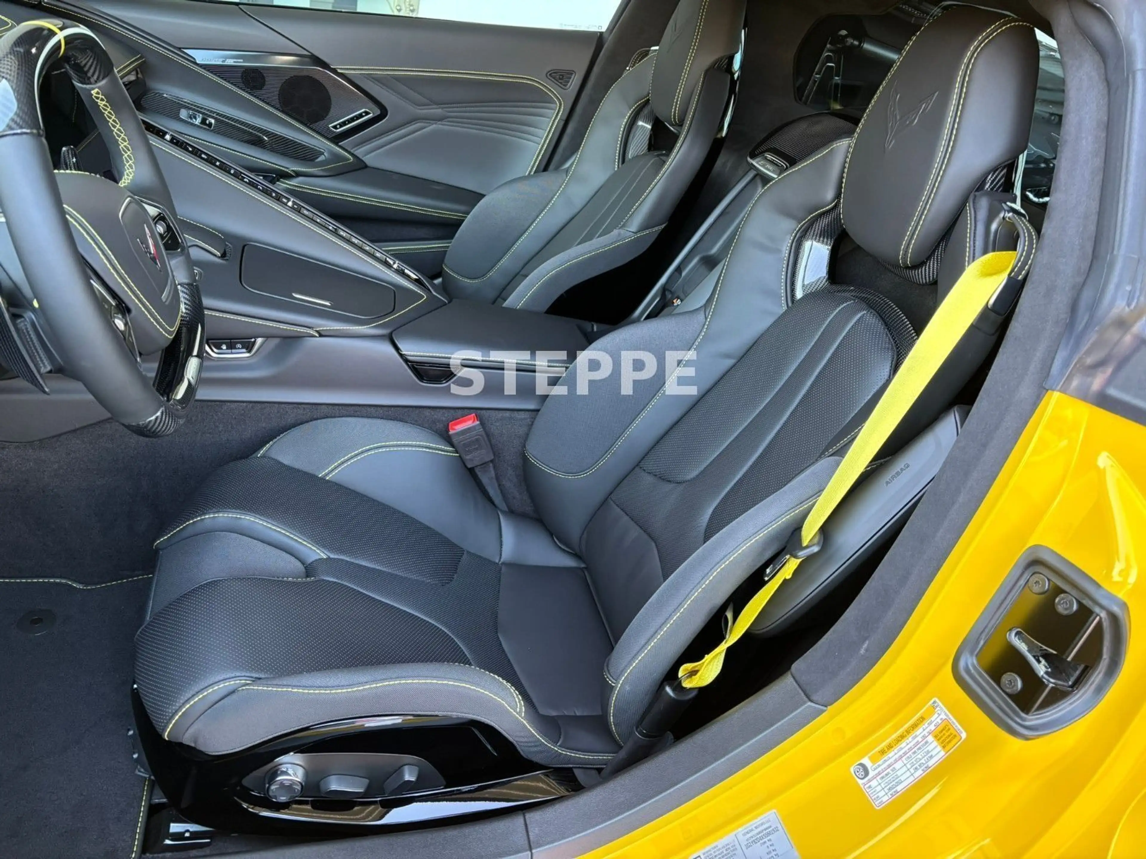 Corvette C8 E-Ray 3LZ Coupe EU-Mod Herst.Garantie — photo 7