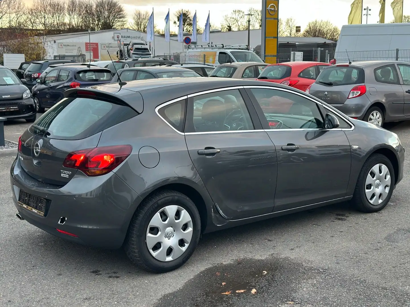 Opel Astra J Lim. 5-trg.Innovation HU+STEUERKETTE NEU Gris - 2