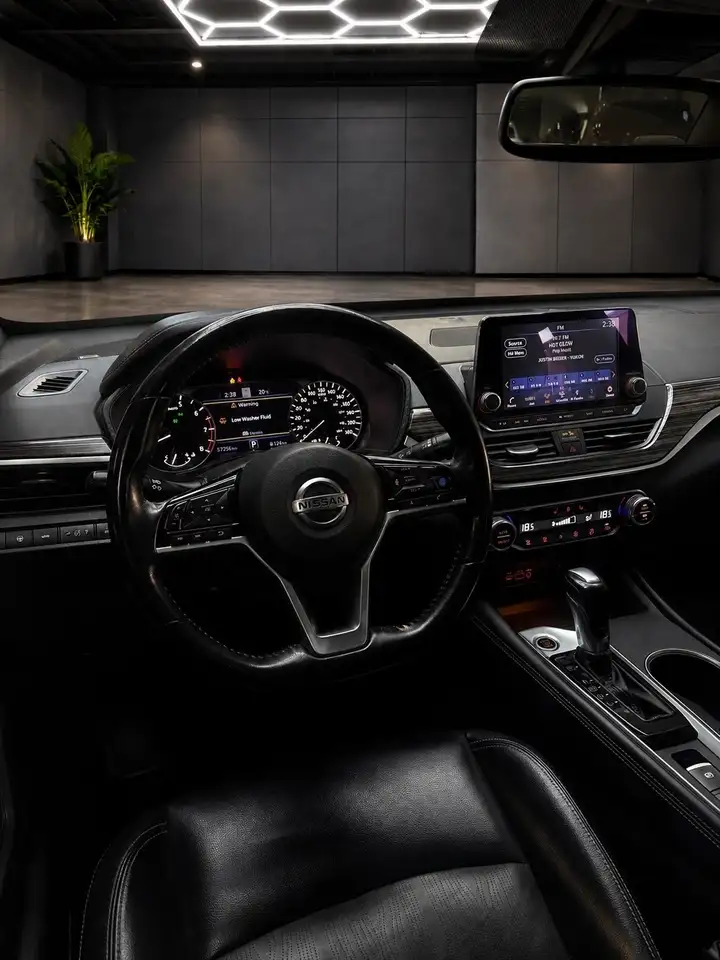 Nissan Altima fotografie Nissan Altima