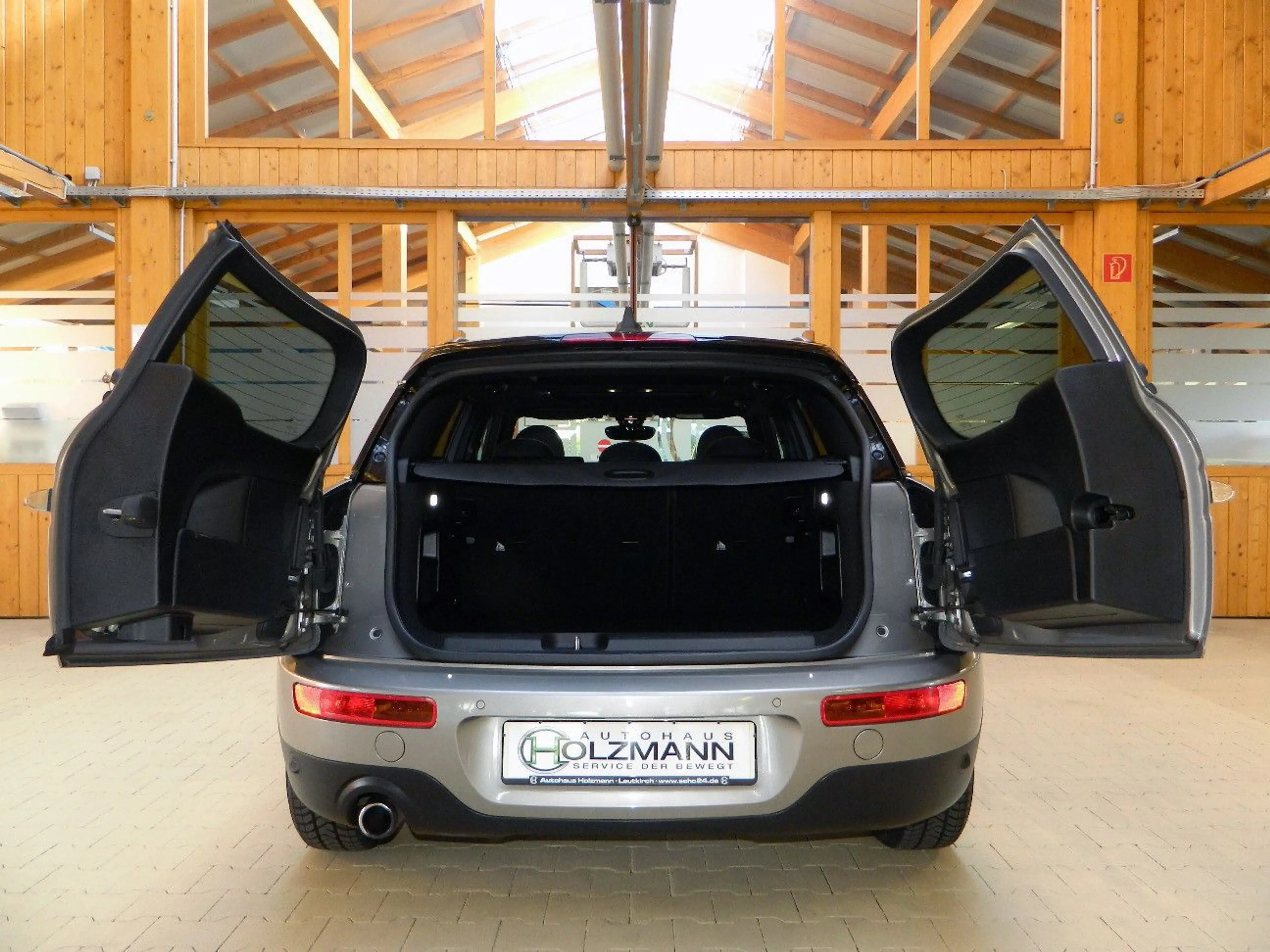 MINI Cooper D Clubman Clubman Cooper D Autom. Pepper/LED/Navi/ACC/H&K — photo 14
