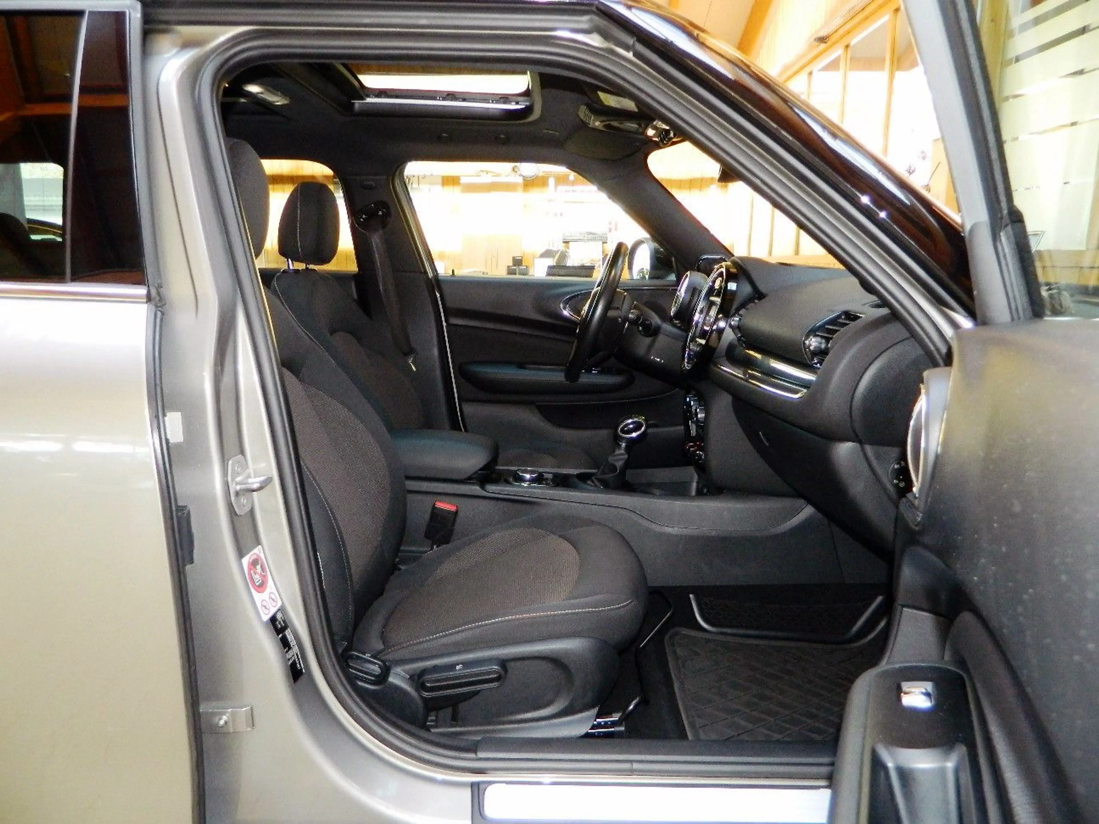 MINI Cooper D Clubman Clubman Cooper D Autom. Pepper/LED/Navi/ACC/H&K — photo 11