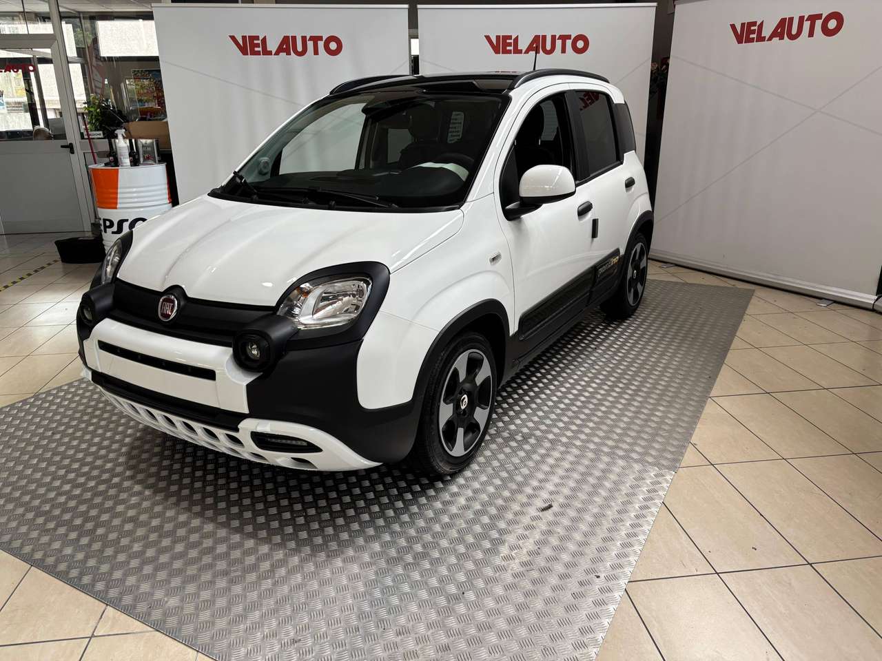 Fiat Pandina hybrid Cross