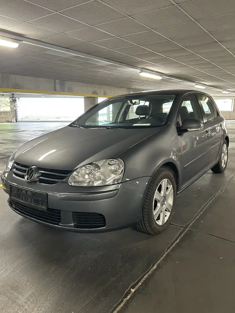 Volkswagen Golf Comfortline 1,4 **PICKERL BIS 4/26+4M** - 2