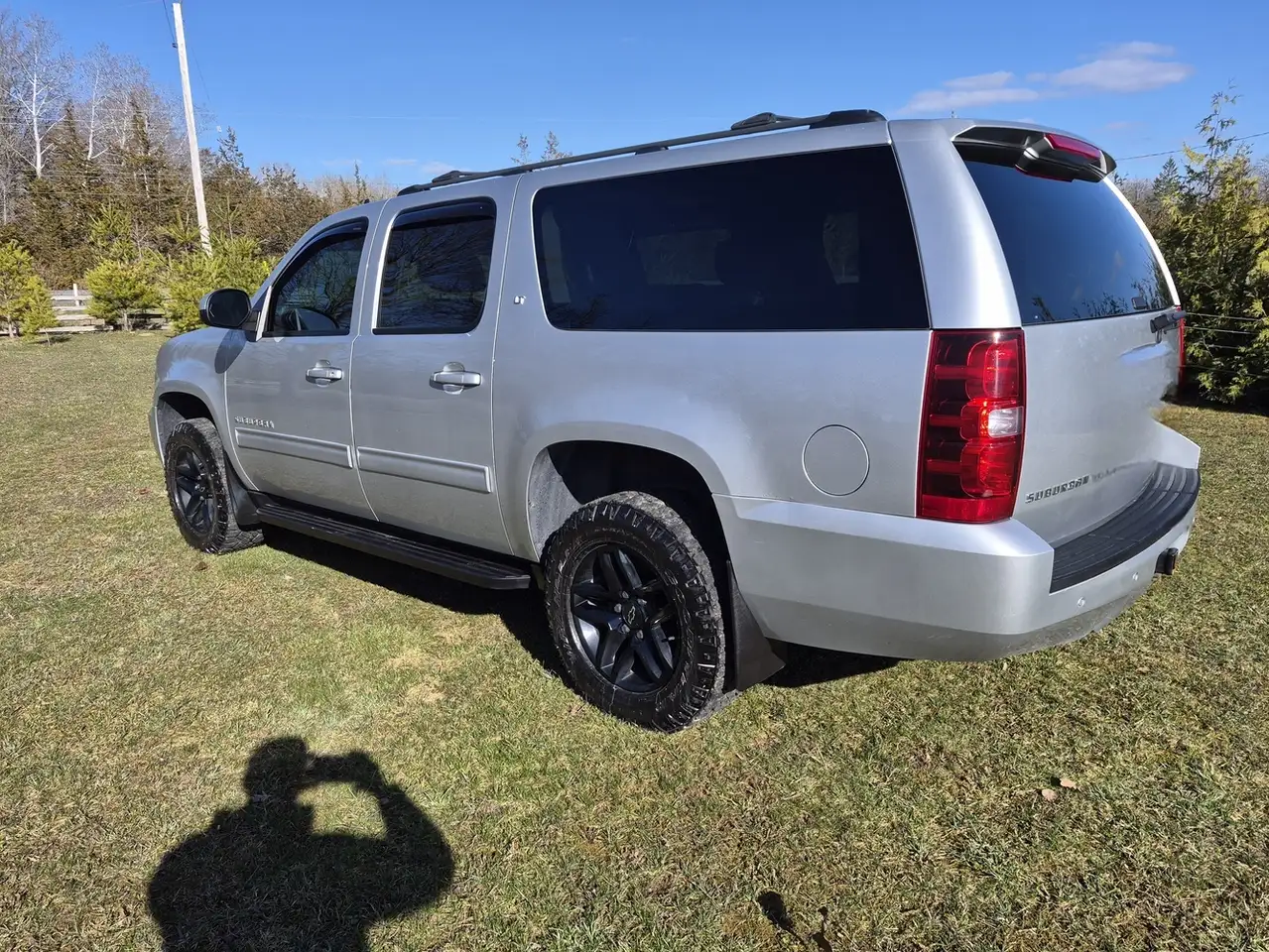 Chevrolet Suburban снимка Chevrolet Suburban