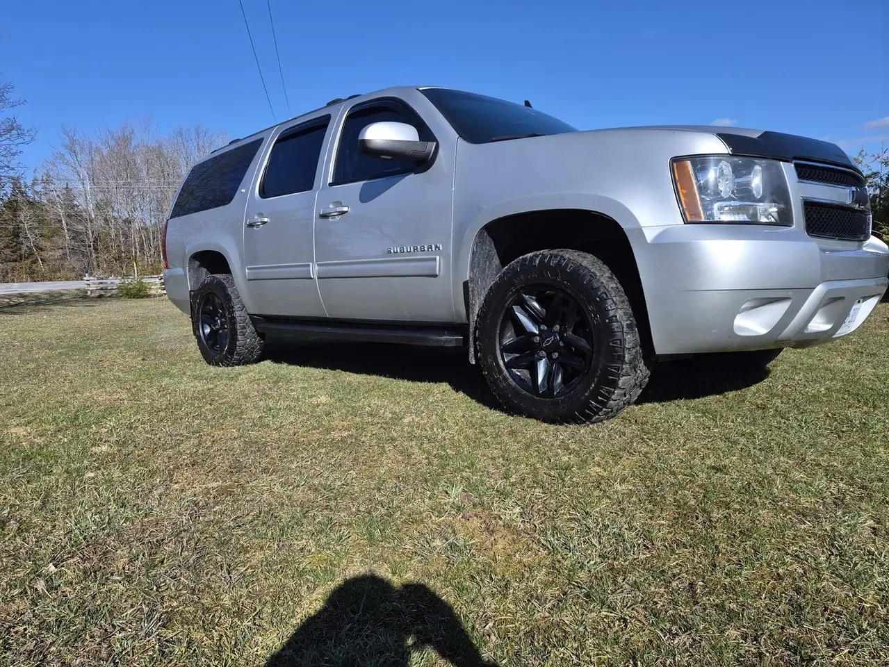 Chevrolet Suburban снимка Chevrolet Suburban