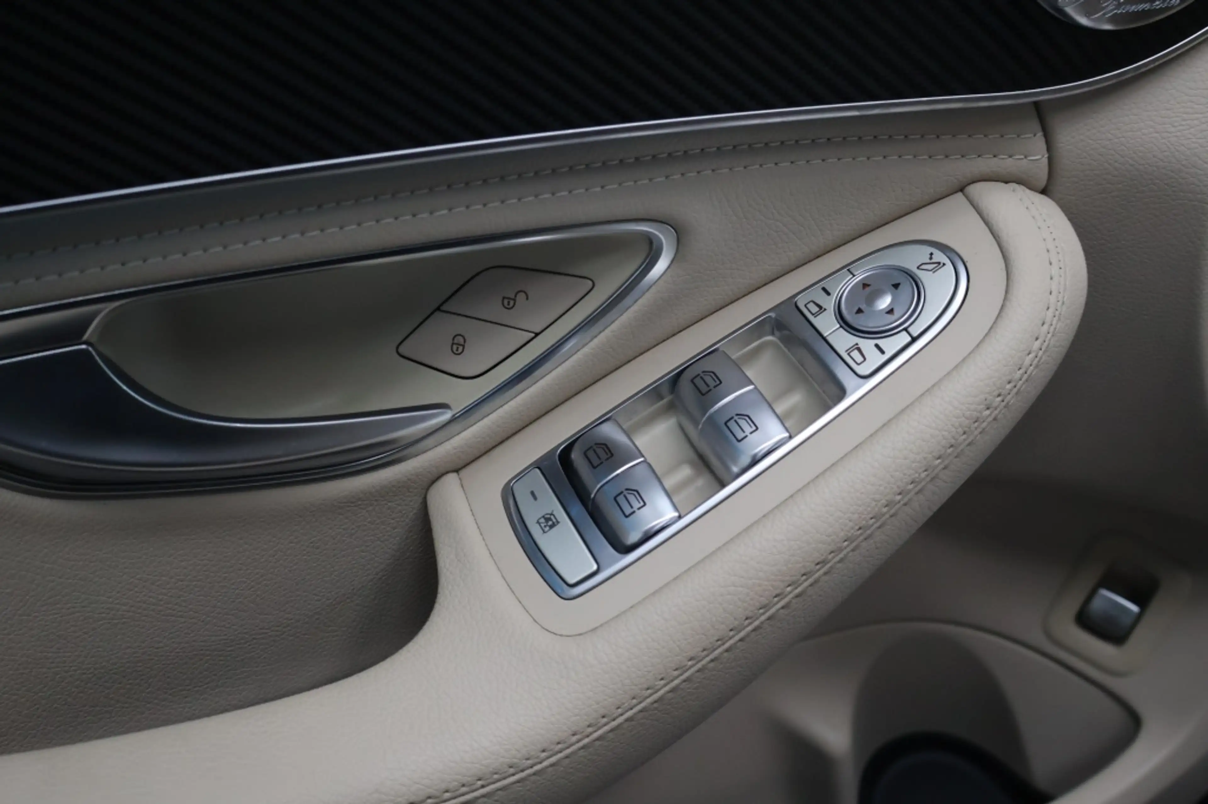 Mercedes-Benz C 300 Estate Prestige AMG | Standkachel | Panoramadak | — photo 17