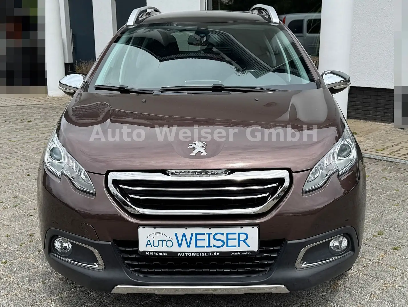 Peugeot 2008 Allure Panorama-Dach SHZ PDC Braun - 2