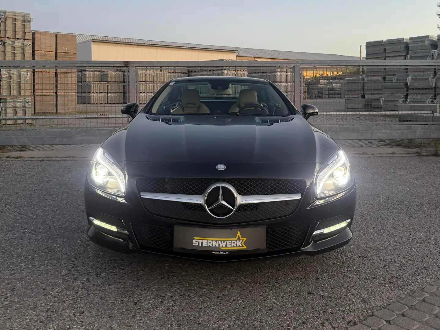 Mercedes-Benz SL 350 *VOLLAUSSTATTUNG* Schwarz - 2