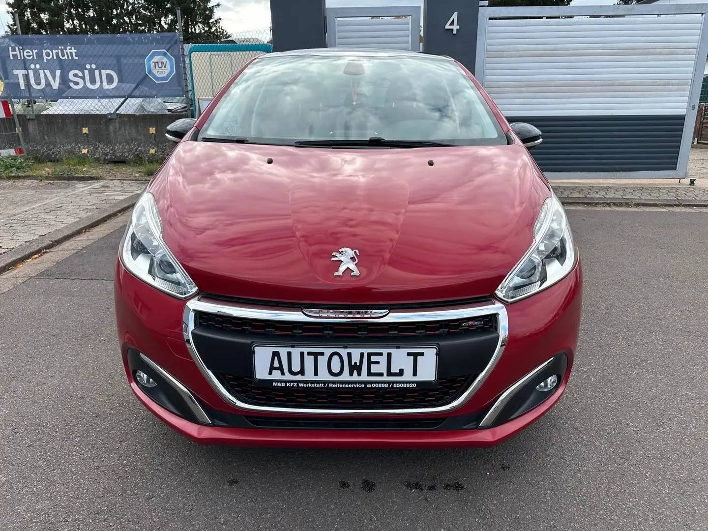 Peugeot 208 Allure GT Line Rot - 2