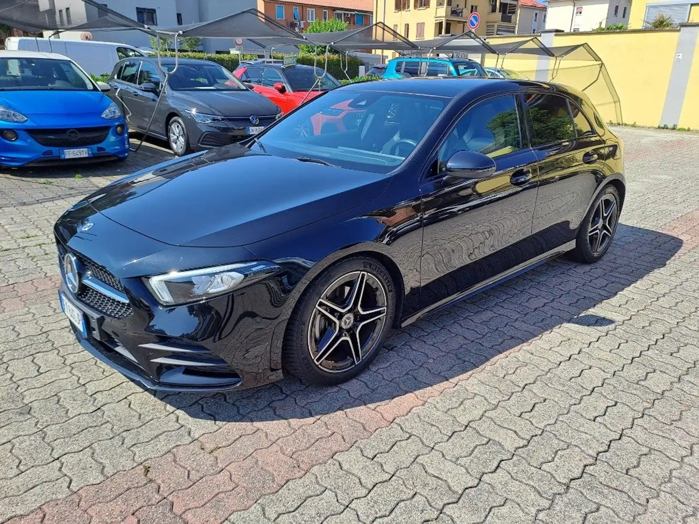 Mercedes-Benz A 200 Automatic Premium allestimento AMG Noir - 1