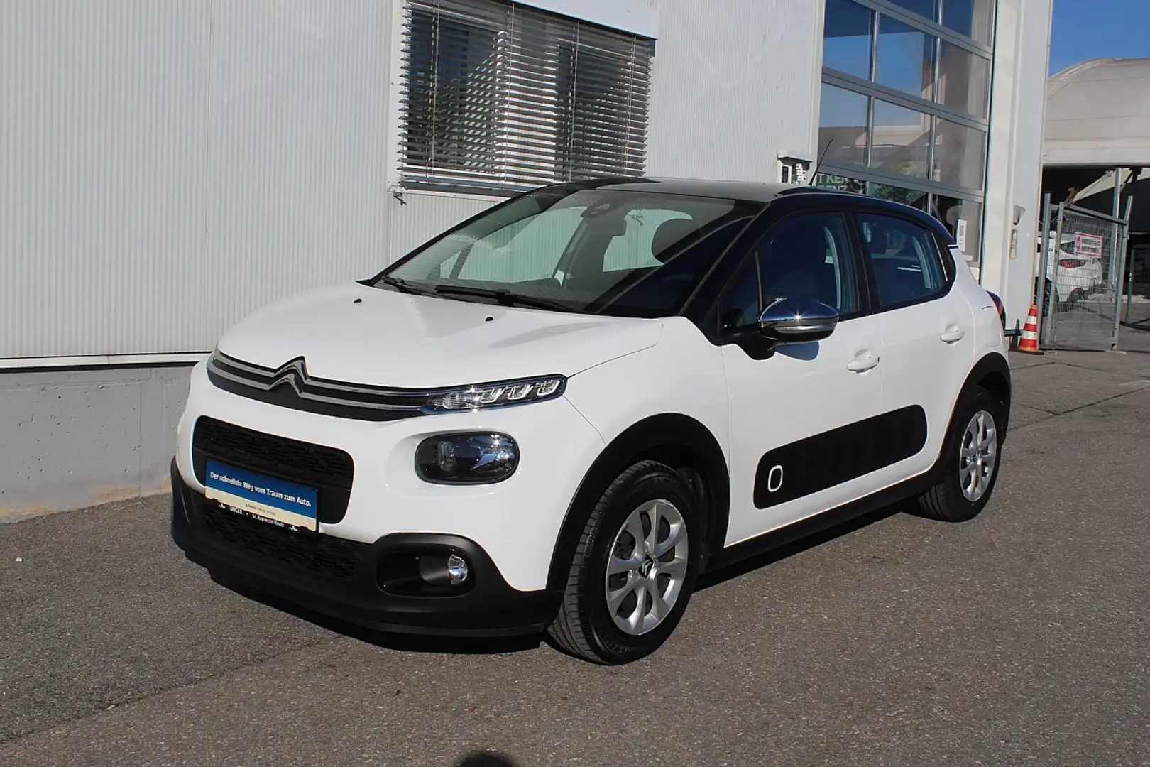 Citroen C3 PureTech 82 S&S 5-Gang-Manuell Feel Weiß - 1