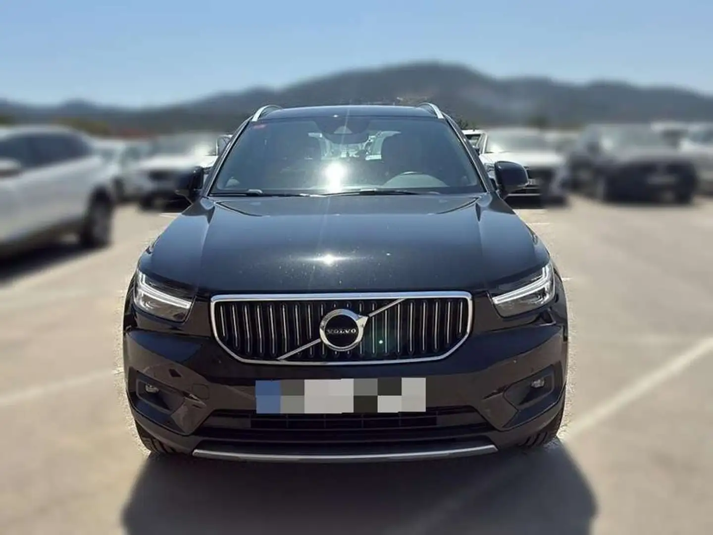 Volvo XC40 T3 Inscription Aut. Negro - 1