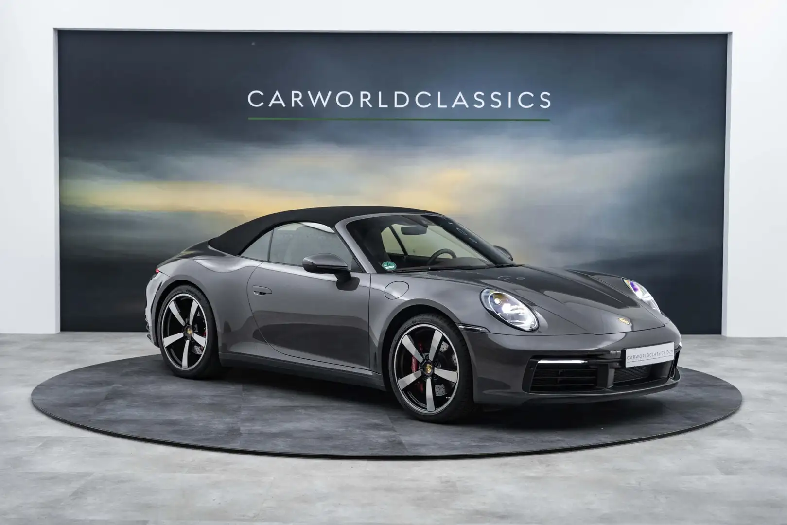 Porsche 992 992 - 3.0 CARRERA S CABRIO | 1e EIGENAAR | Grigio - 2
