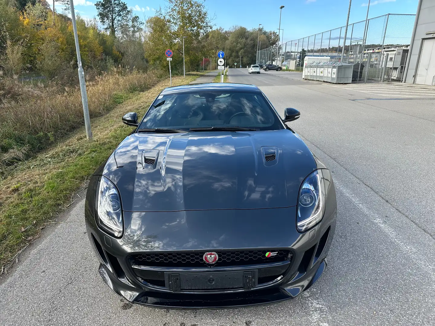 Jaguar F-Type F-Type 3,0 R-Dynamic Aut. R-Dynamic Grau - 2