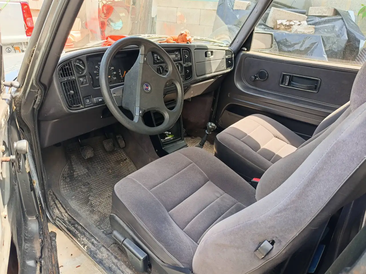 Saab 900 16v, foto 2