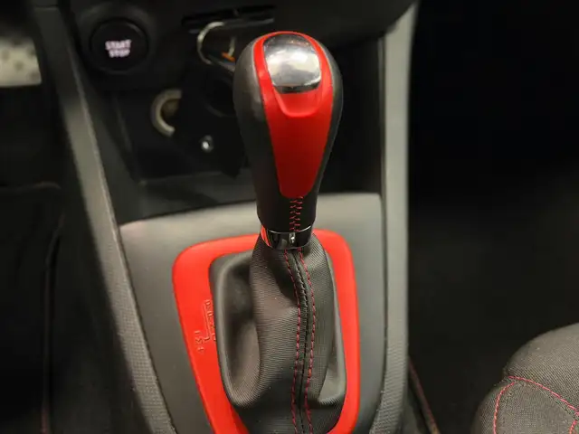 Renault Clio view 15