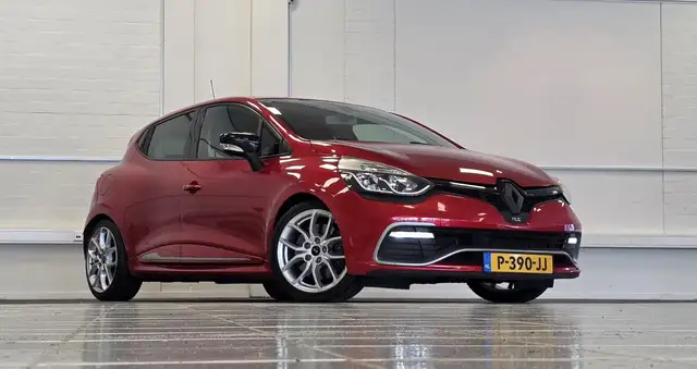 Renault Clio view 2