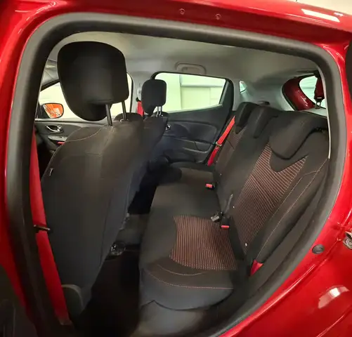 Renault Clio view 9