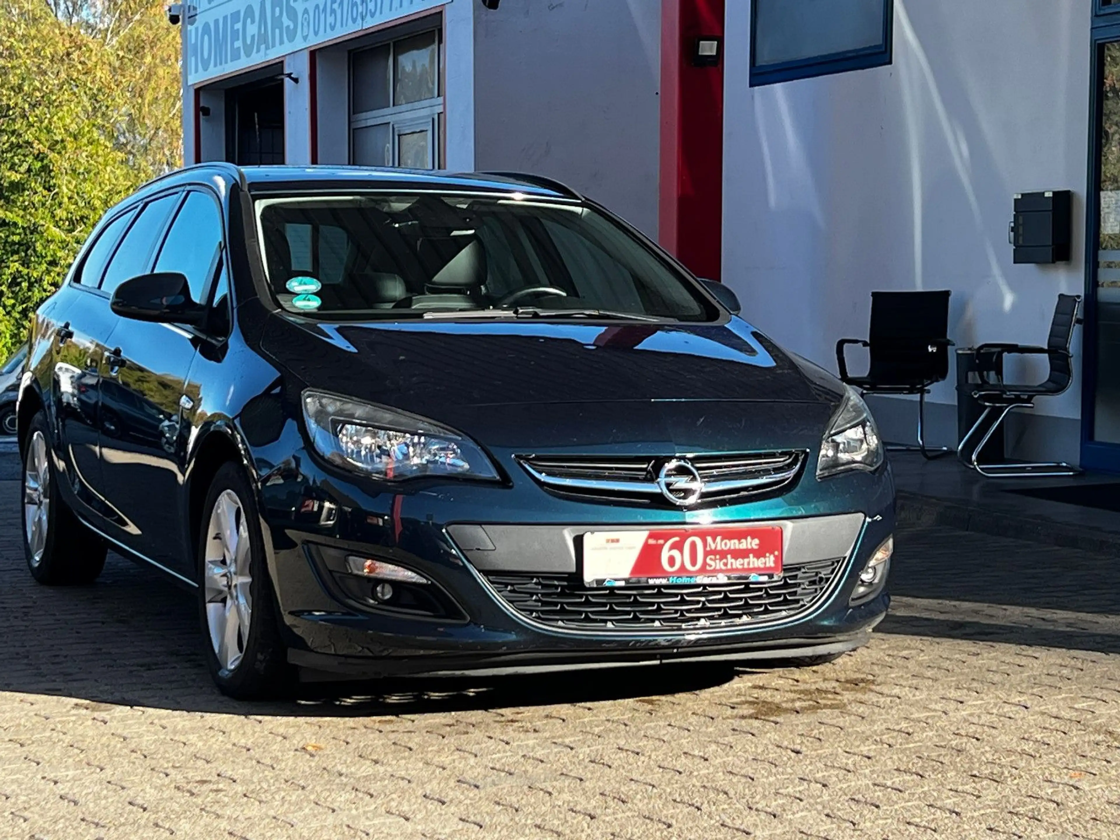 Opel Astra J Sports Tourer Style I Automatik I TÜV 28