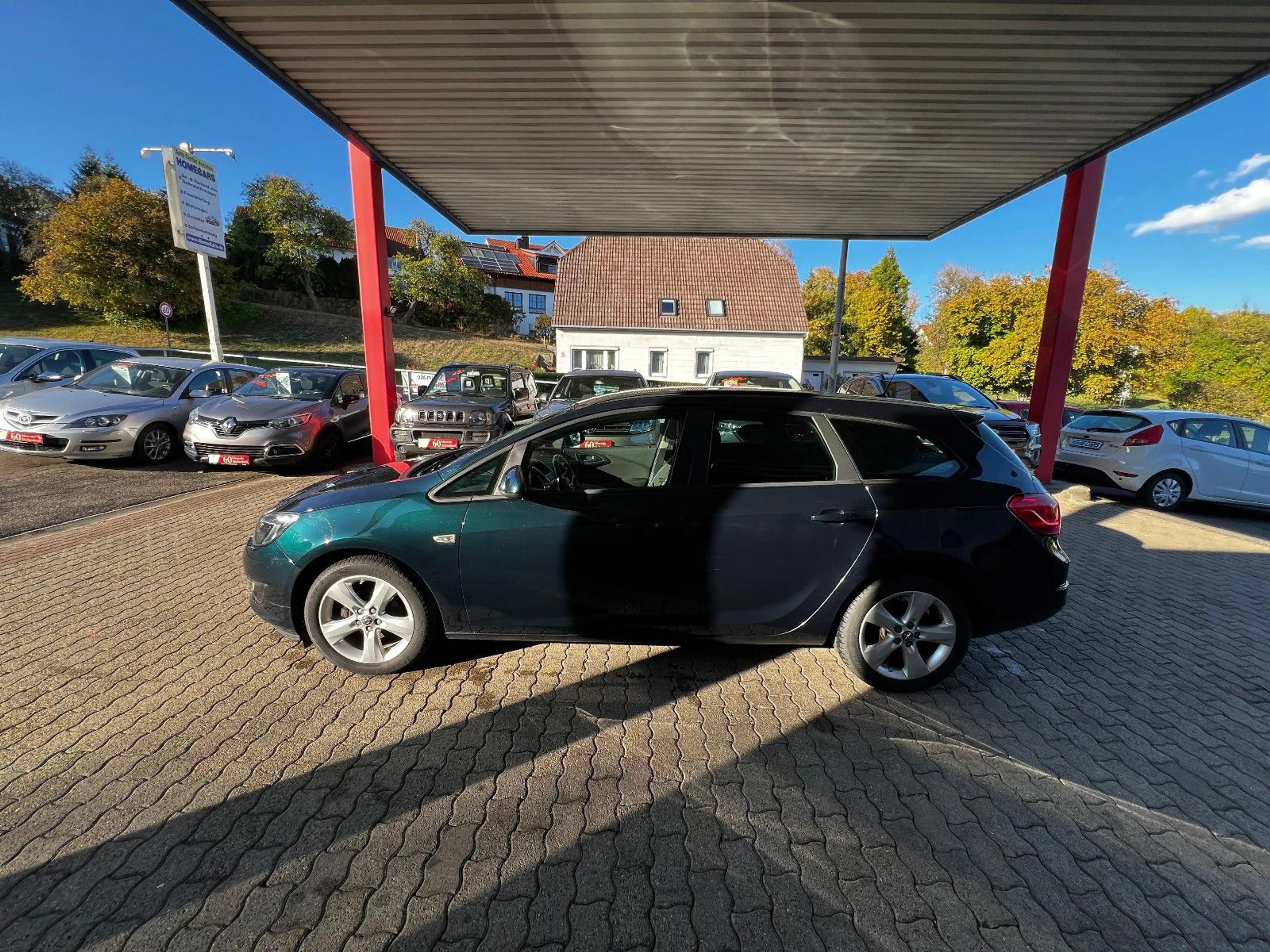 Opel Astra J Sports Tourer Style I Automatik I TÜV 28 — photo 5