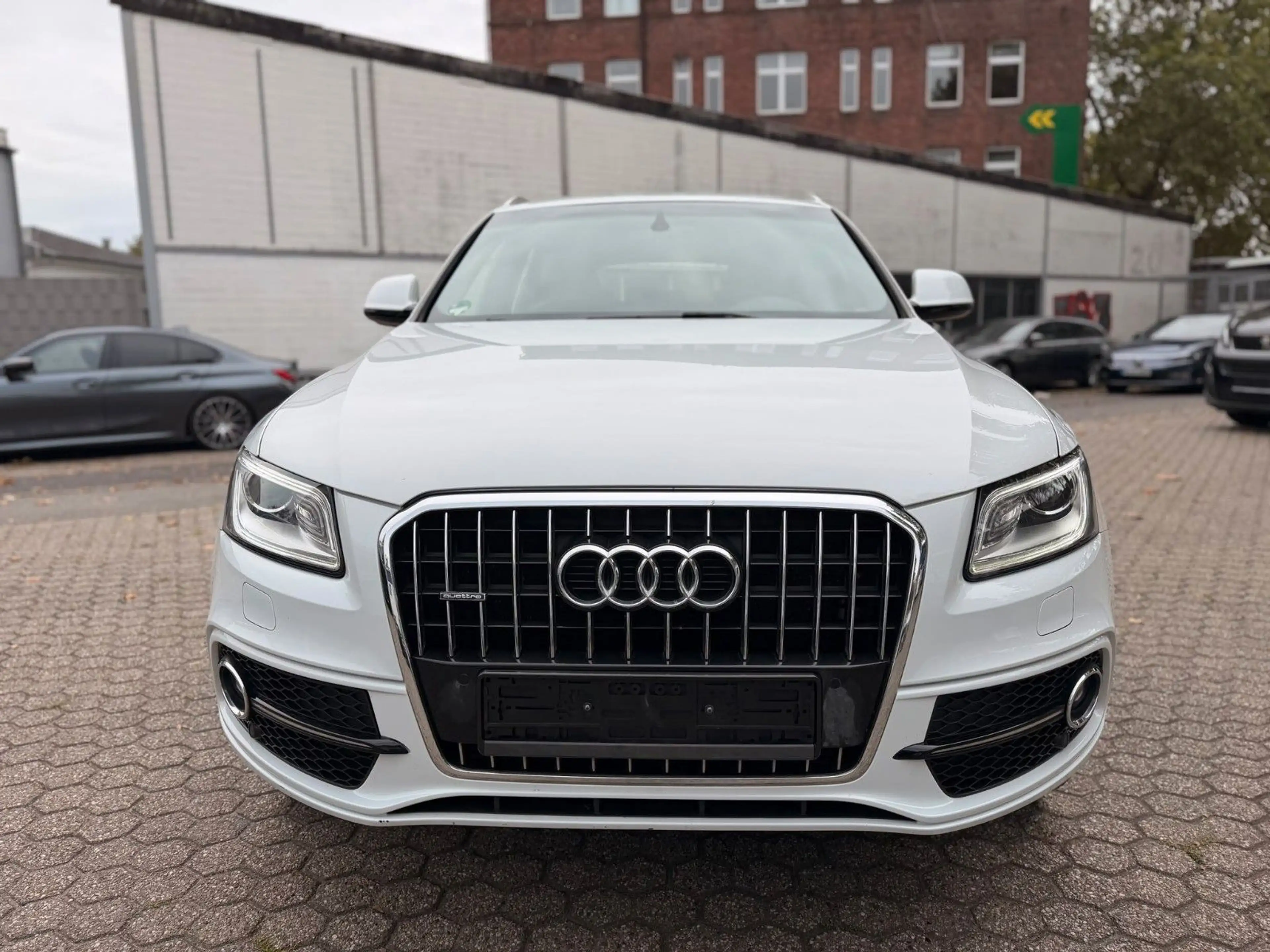 Audi Q5 3.0 TDI Quattro S-Line — photo 2