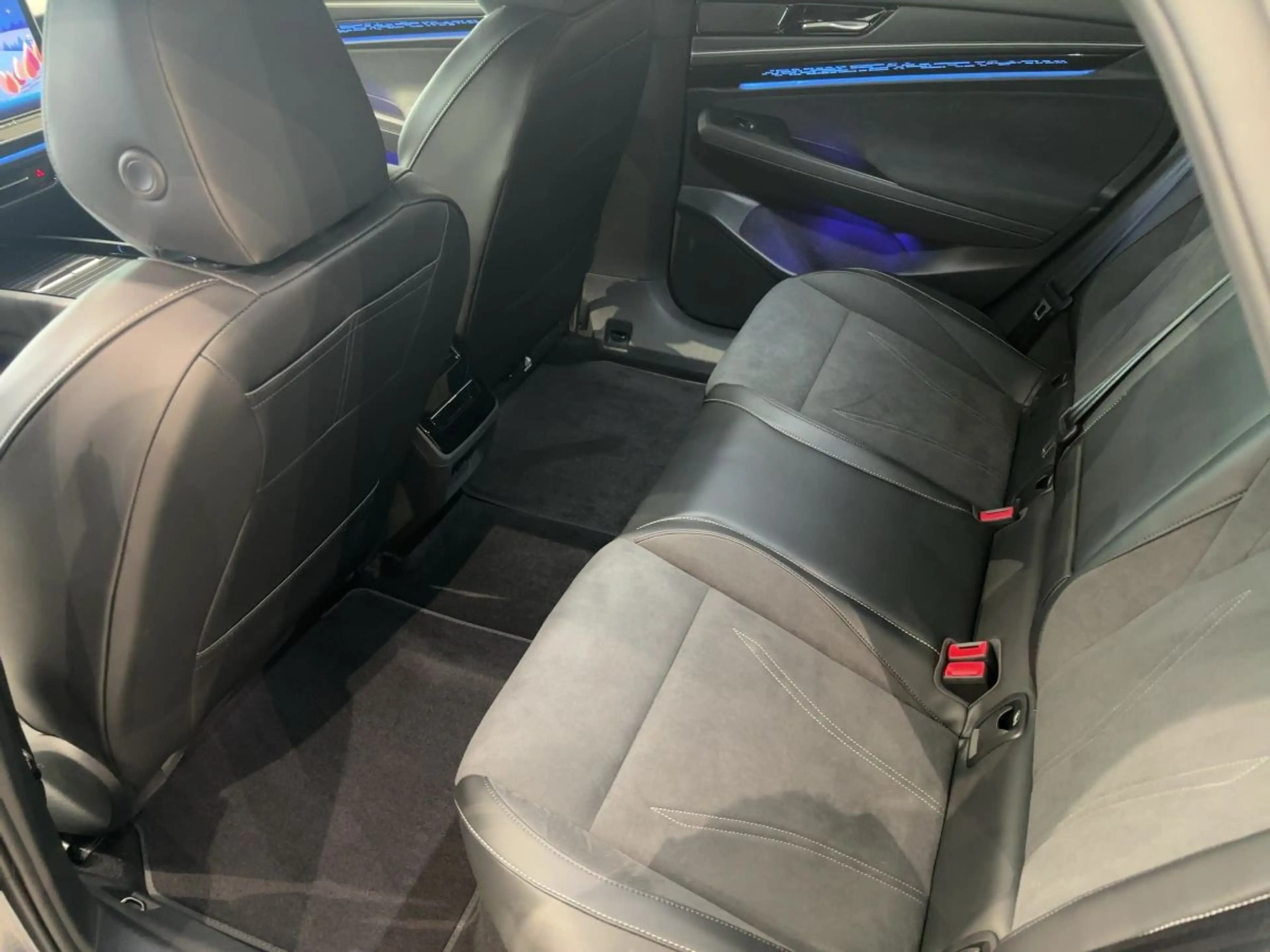 Volkswagen ID.7 Pro S 91kWh Klima Navi APP ACC AHK ergoActi — photo 10