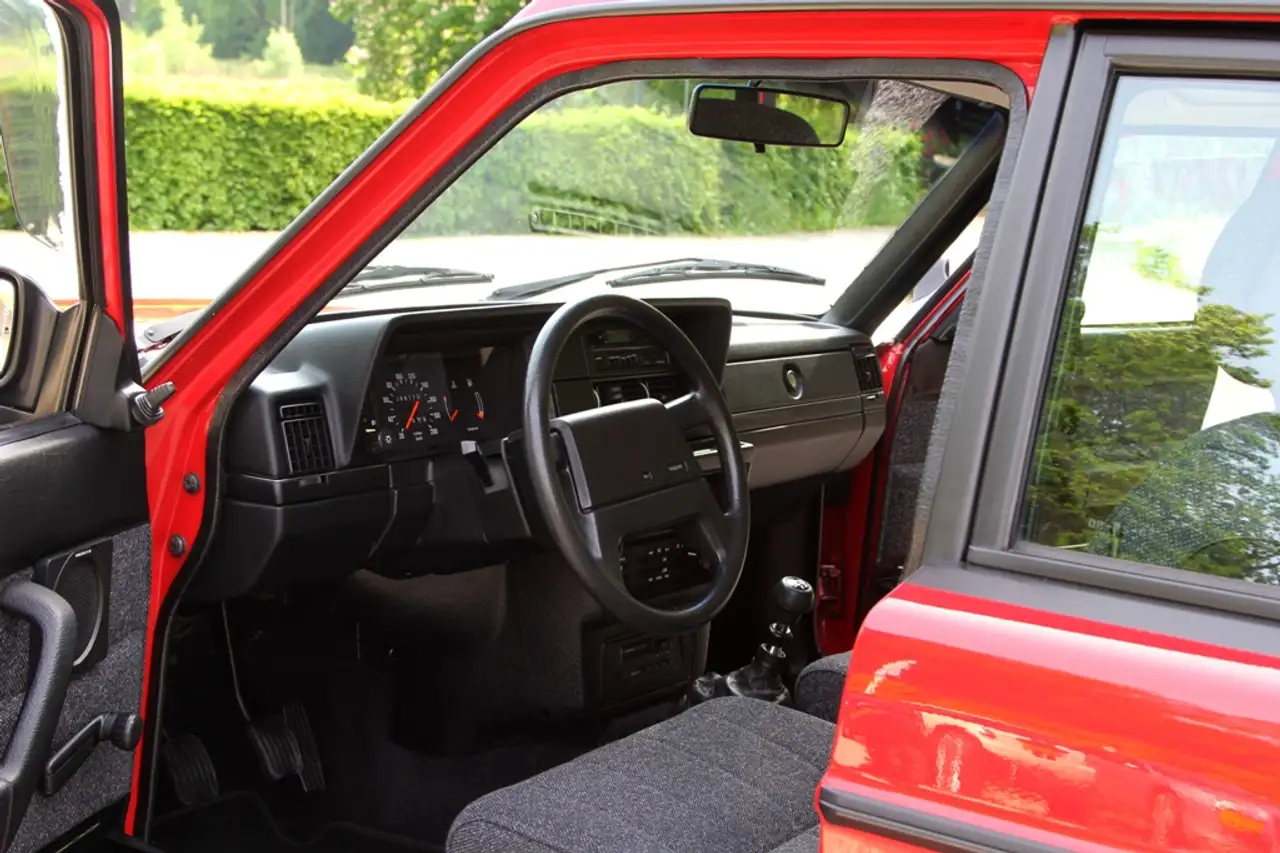 Volvo 240 2.0i Polar Original paint / 401 pictures online, foto 7