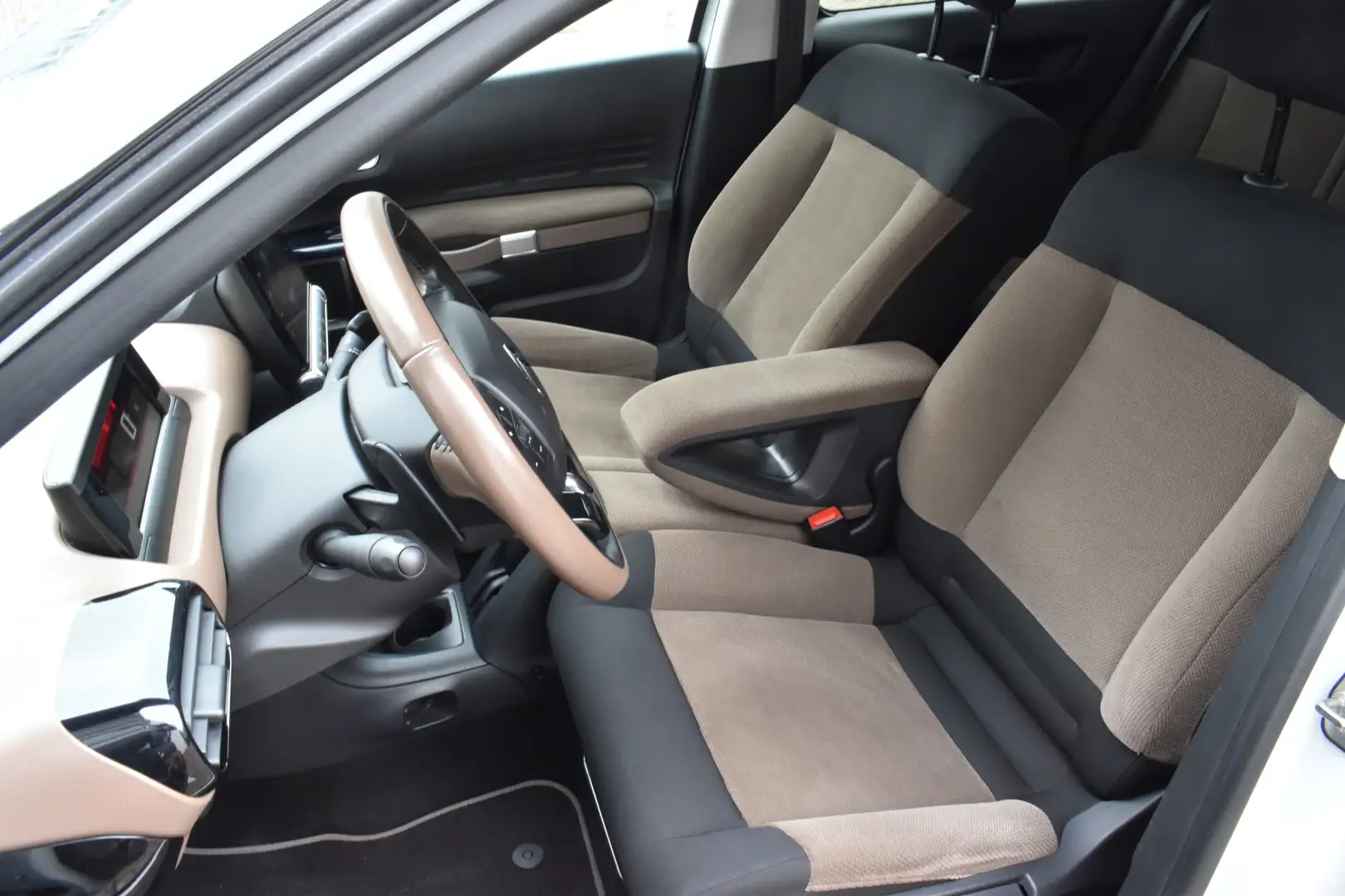 Citroen C4 Cactus PureTech 82 ETG | Automaat Shine Navi | Airco | Tr Blanc - 2