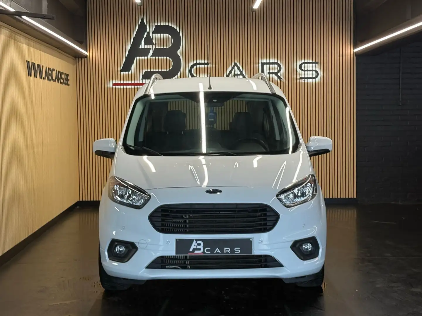 Ford Tourneo Courier 1.0 EcoBoost Titanium * GARANTIE 12 MOIS * Blanco - 2